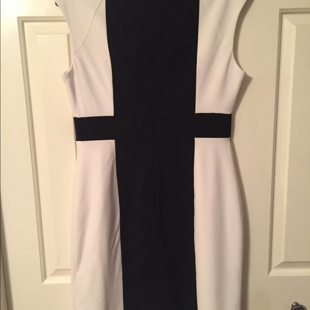NWOT! Black and white Calvin Klein business dress - Picture 4 of 5